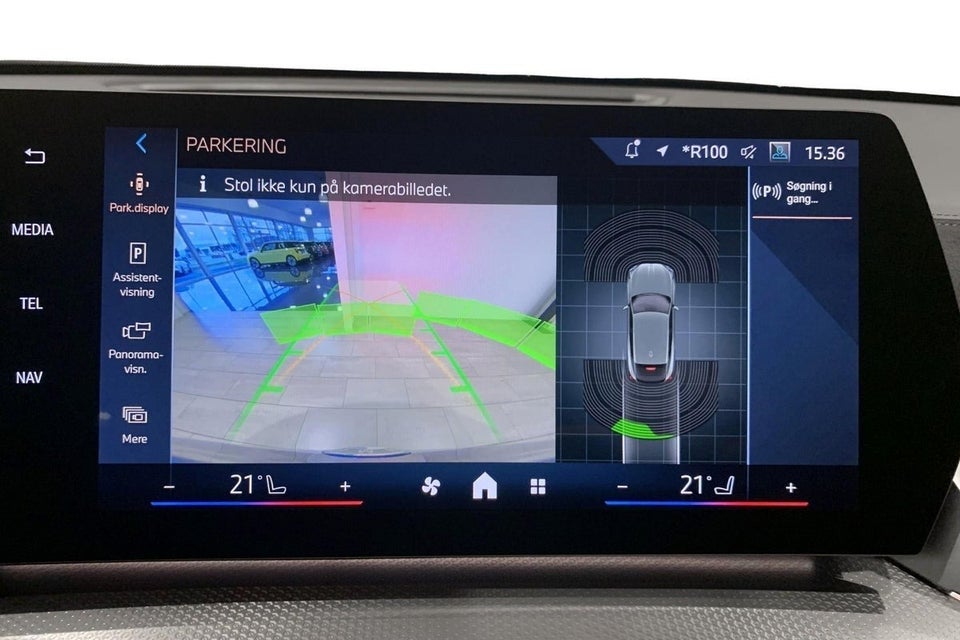 BMW iX2 eDrive20 M-Sport 5d