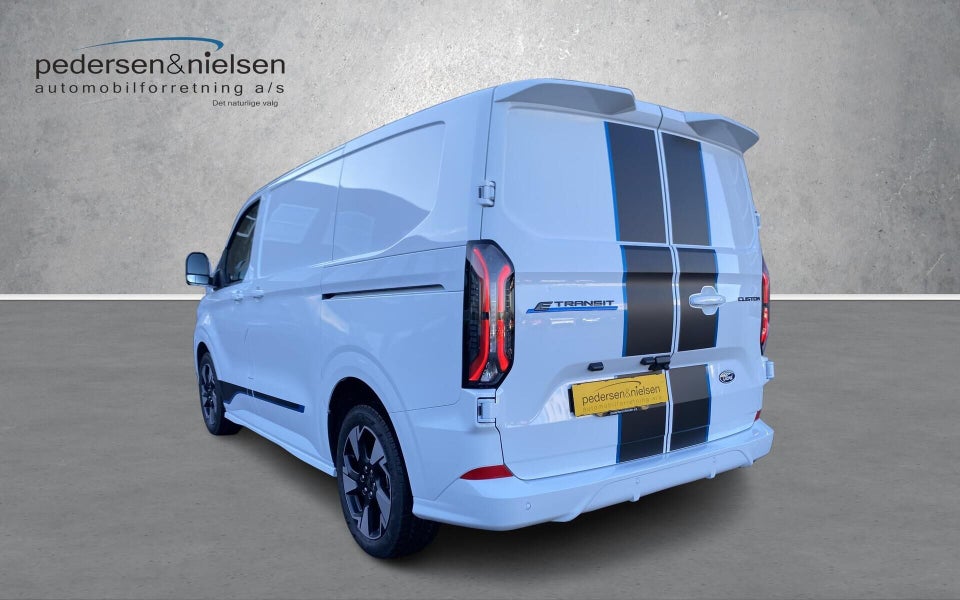 Ford E-Transit Custom 320S 64 Sport