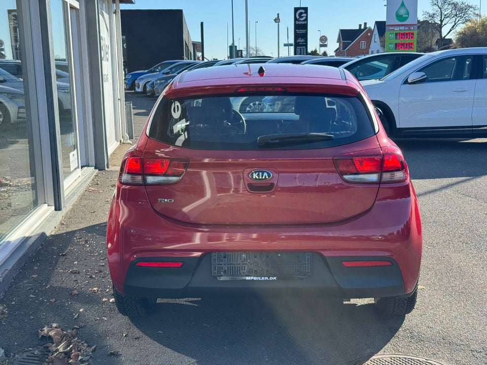 Kia Rio 1,2 CVVT Base 5d