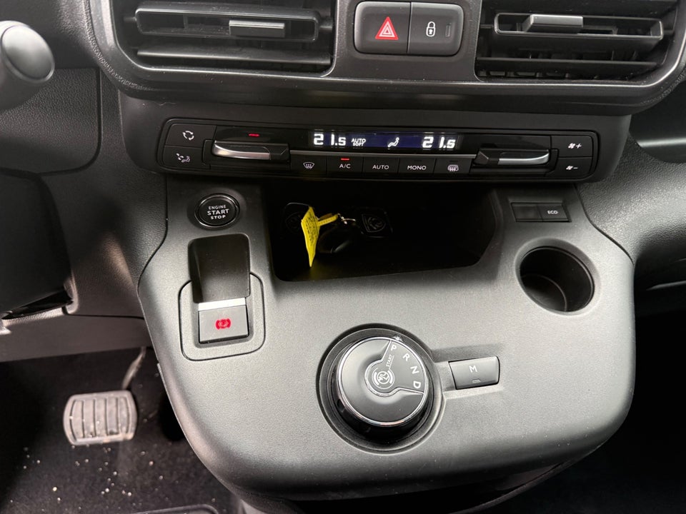 Peugeot Partner 1,5 BlueHDi 130 L2V1 Plus EAT8 Van