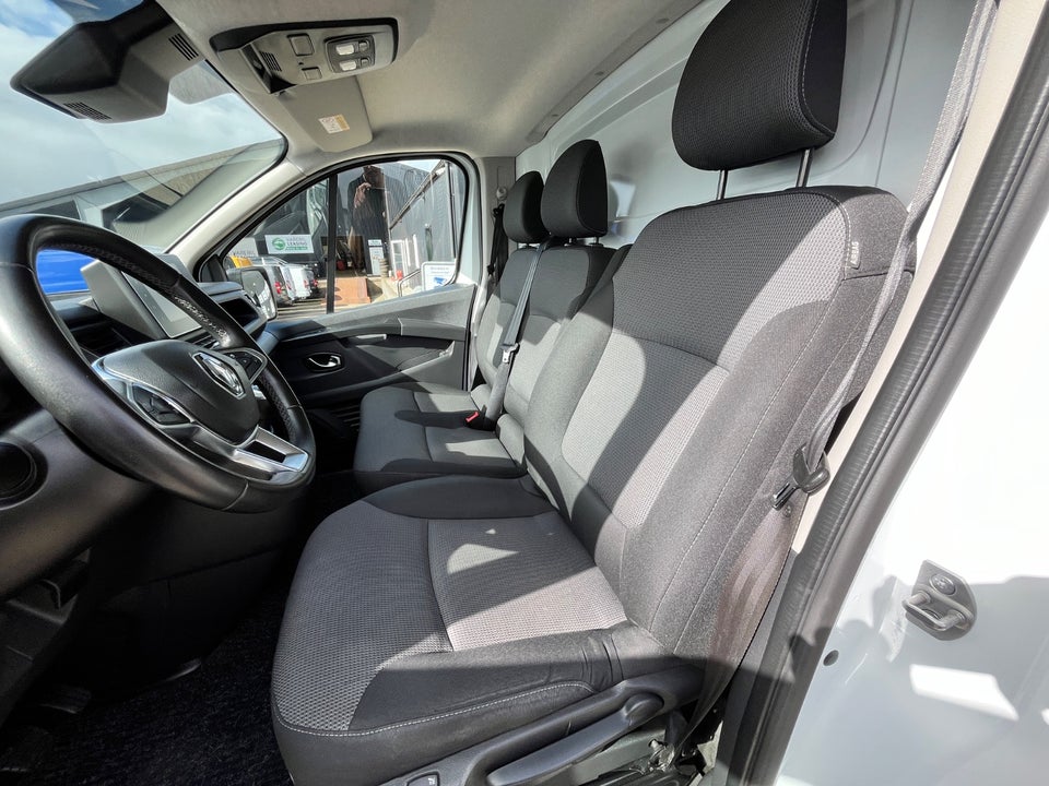 Renault Trafic 2,0 dCi 150 L2H1