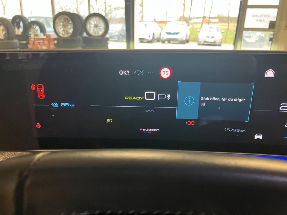 Peugeot e-5008 77 Allure 7prs 5d