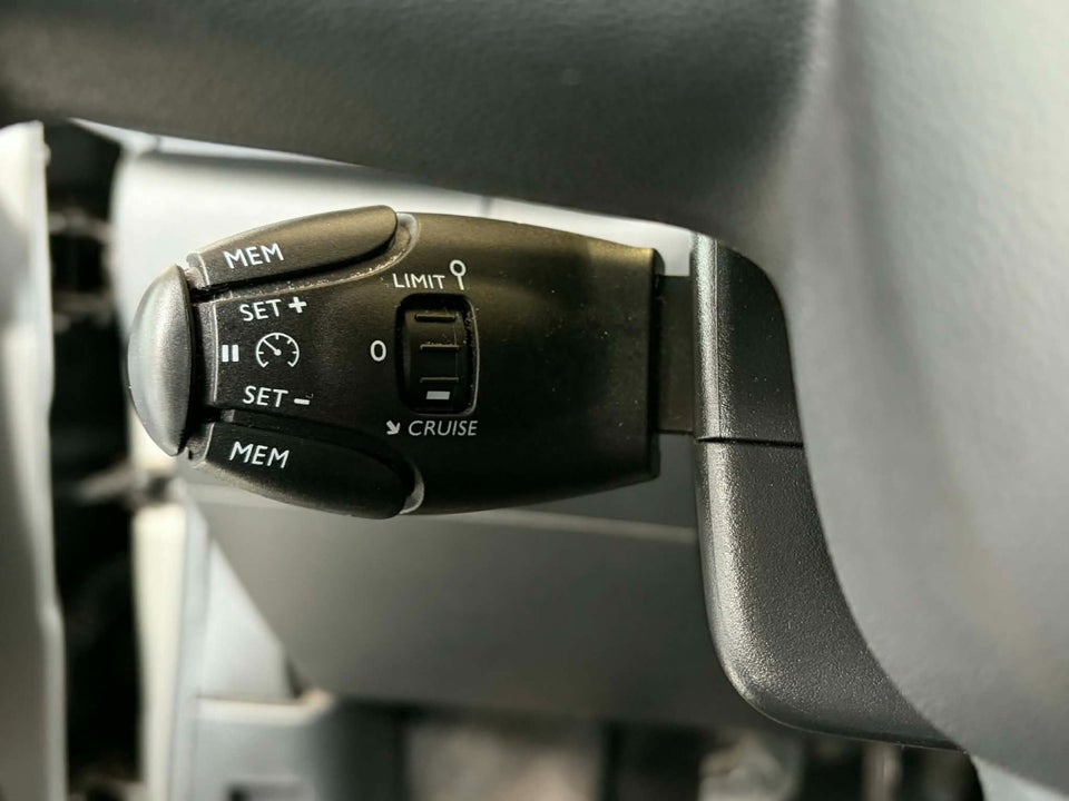 Citroën C3 1,5 BlueHDi 100 SkyLine Van 5d