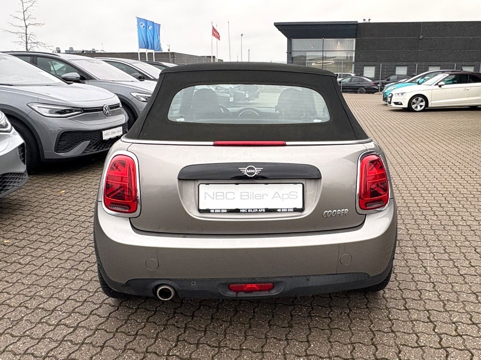 MINI Cooper 1,5 Essential Cabriolet aut. 2d