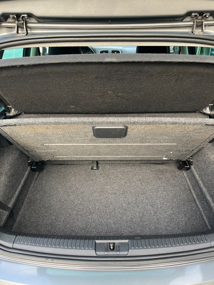 VW Polo 1,4 Comfortline aut. 5d