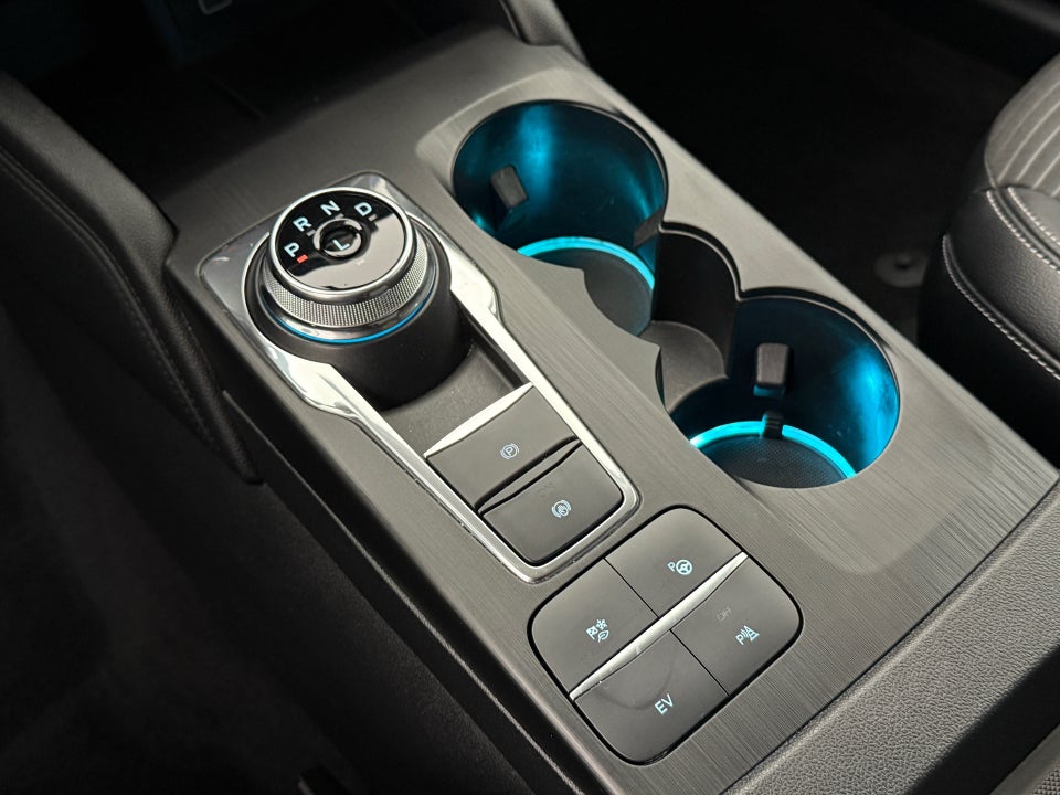 Ford Kuga 2,5 PHEV Titanium X CVT 5d