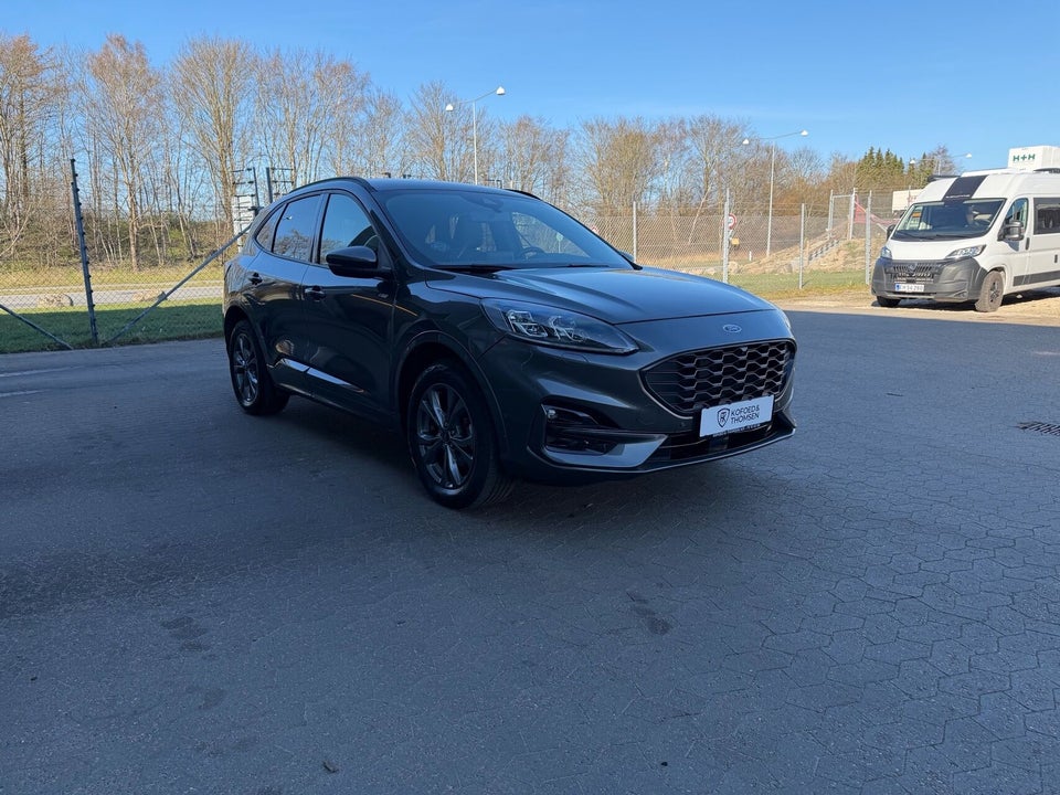 Ford Kuga 2,5 PHEV ST-Line X CVT 5d