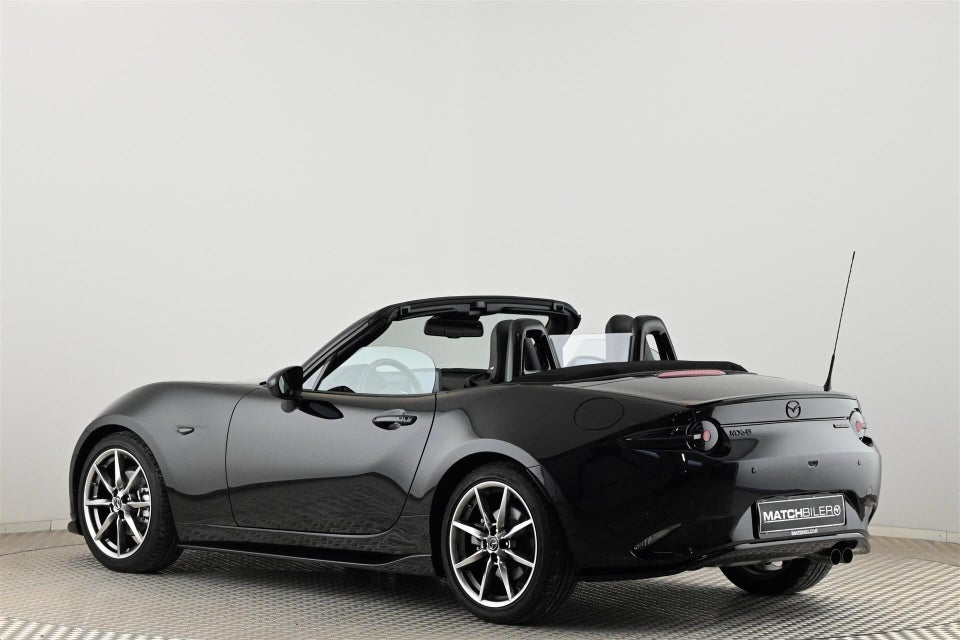 Mazda MX-5 2,0 SkyActiv-G 184 Roadster Exclusive-Line 2d