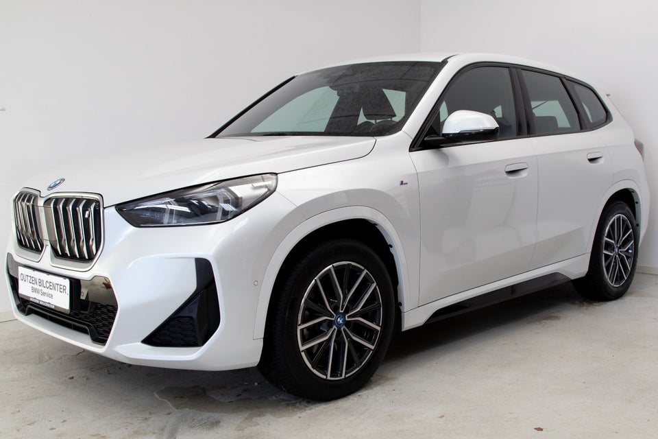 BMW iX1 xDrive30 M-Sport 5d