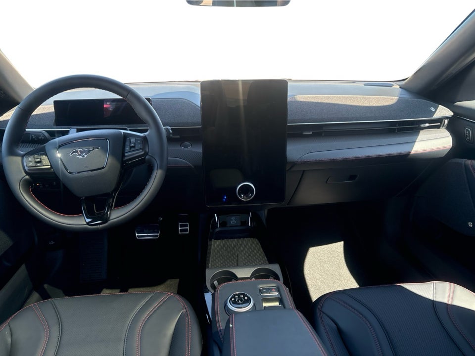 Ford Mustang Mach-E 98 Premium Extended Range AWD 5d