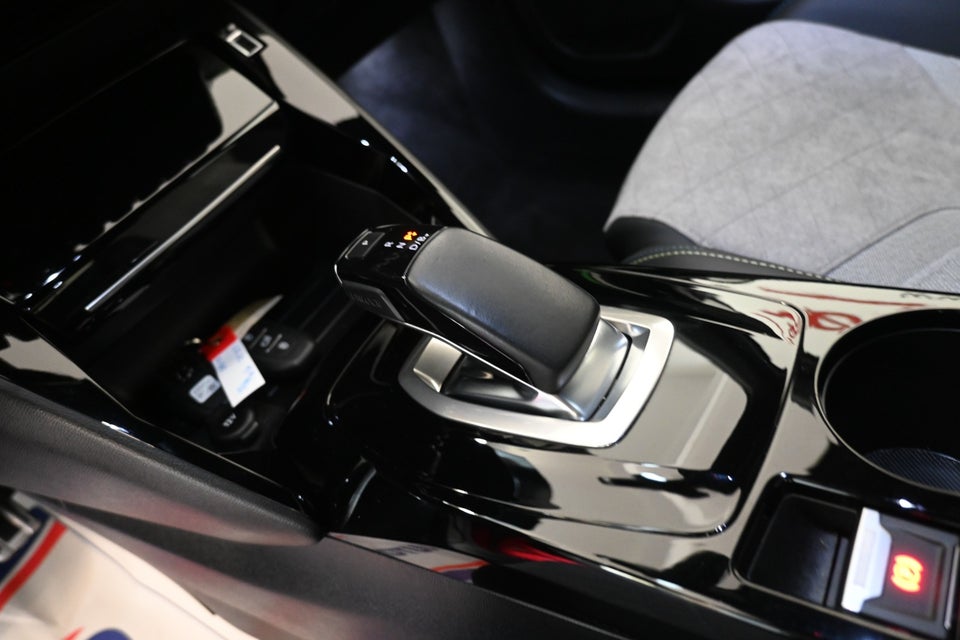 Peugeot e-208 50 GT Pack 5d