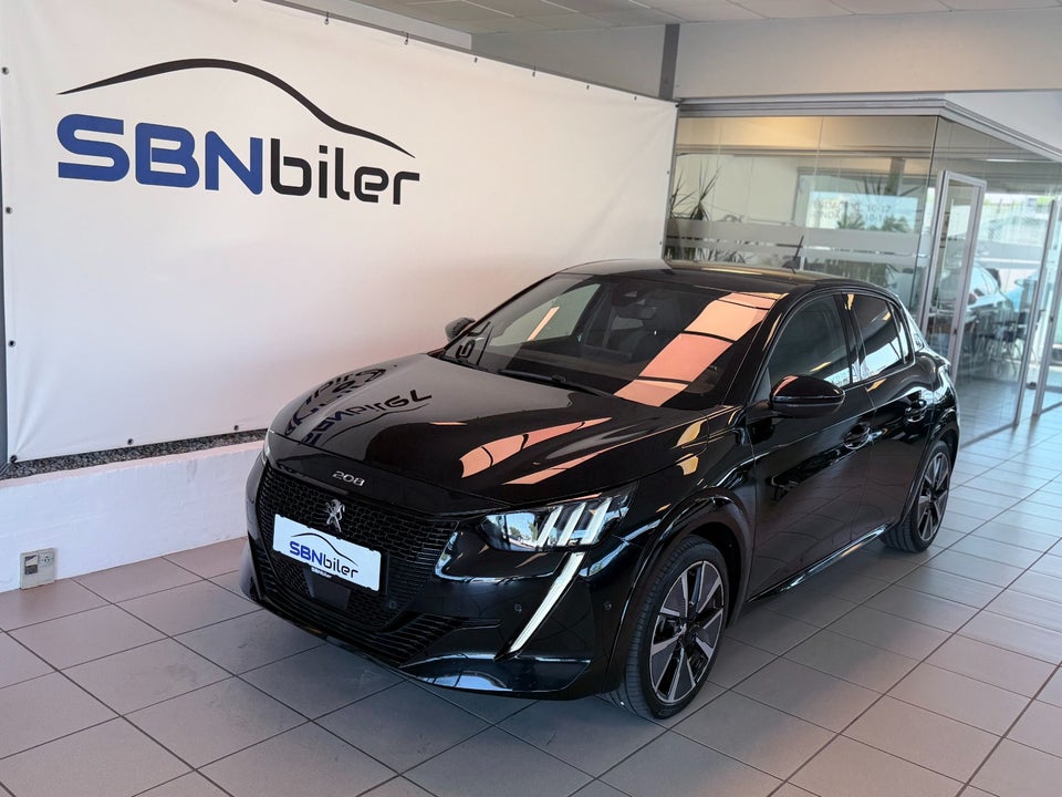 Peugeot e-208 50 GT 5d