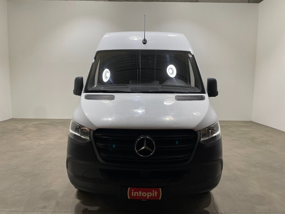 Mercedes Sprinter 319 3,0 CDi A3 Kassevogn aut. RWD