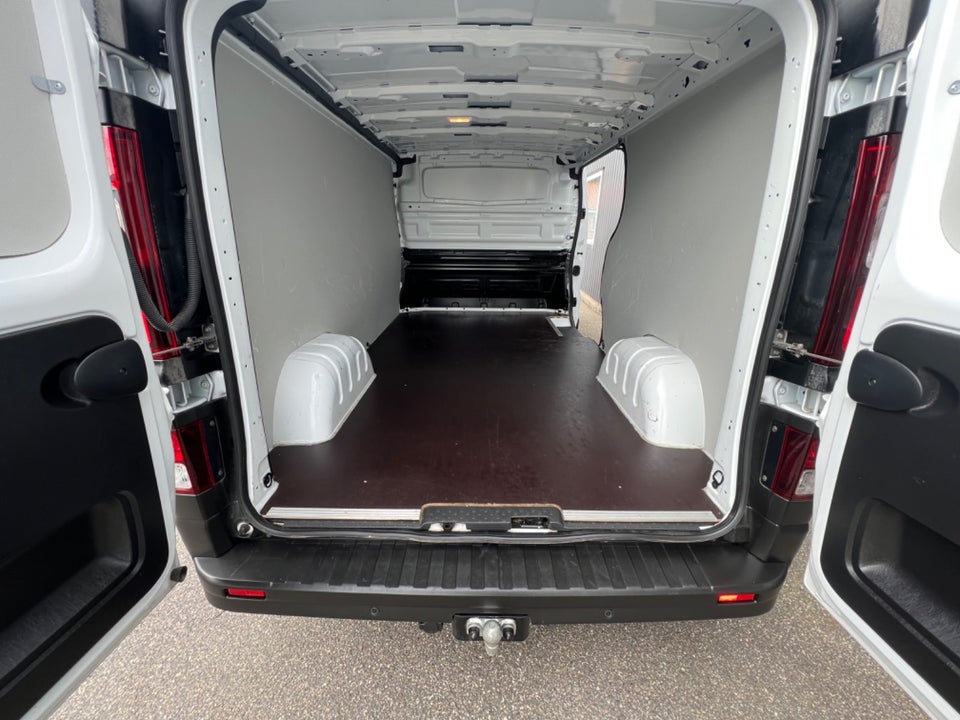 Renault Trafic 2,0 dCi 150 L2H1 EDC