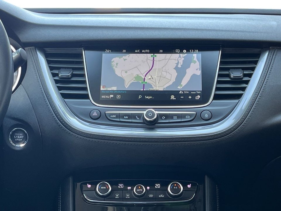 Opel Grandland X 1,6 Hybrid Ultimate aut. 5d