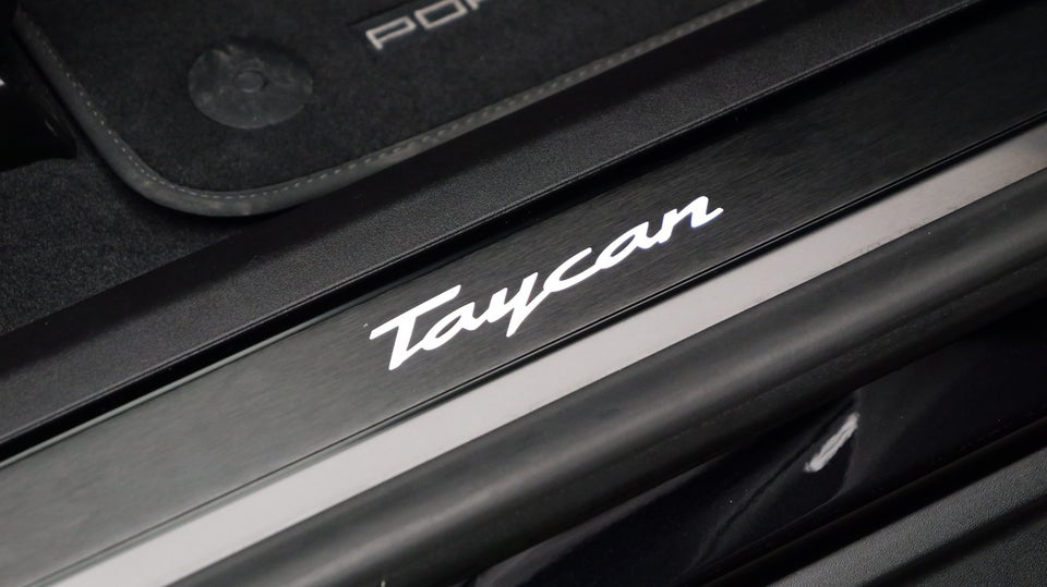 Porsche Taycan Sport Turismo 5d