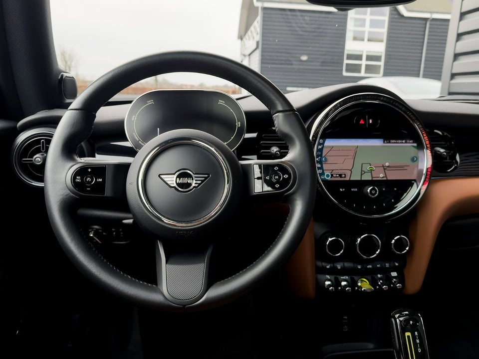 MINI Cooper SE Classic Trim 3d