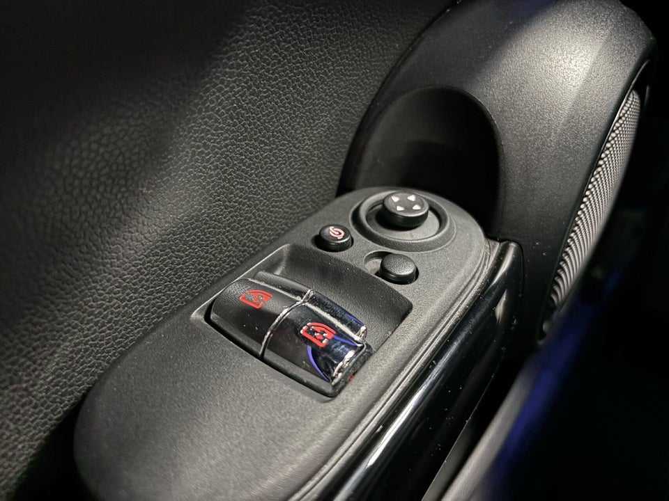 MINI Cooper SE Maximise 3d
