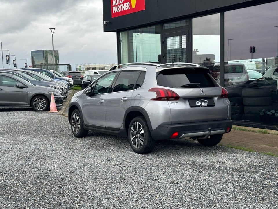 Peugeot 2008 1,6 BlueHDi 100 Desire Sky 5d