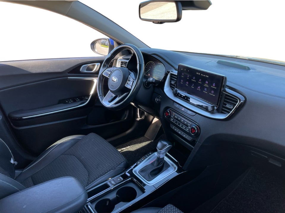 Kia Ceed 1,6 PHEV Upgrade Intro SW DCT 5d
