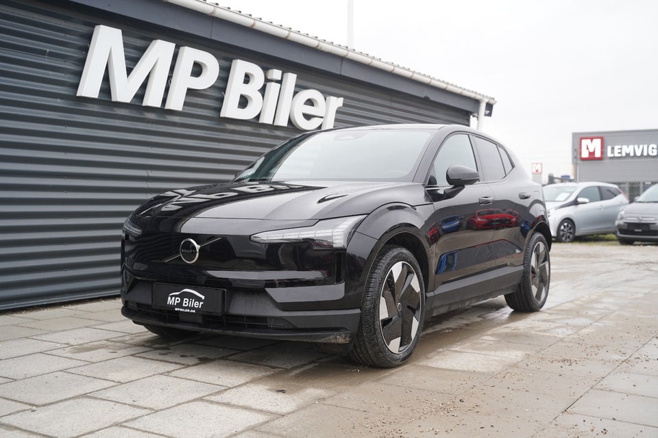 Volvo EX30 Twin Performance Plus 5d