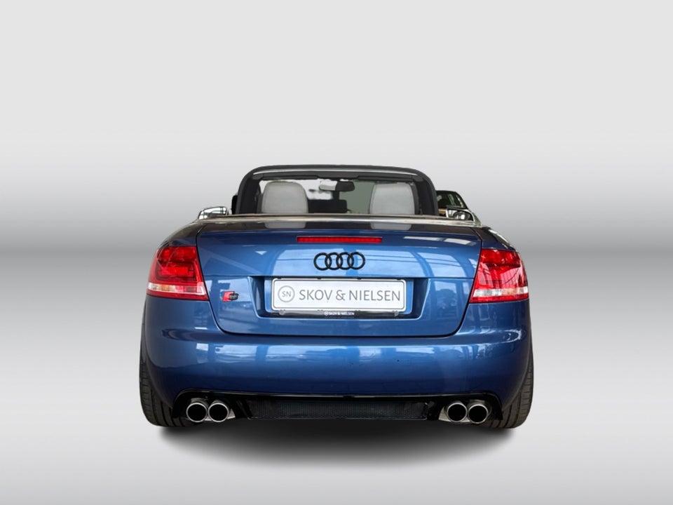 Audi A4 2,4 V6 Cabriolet 2d