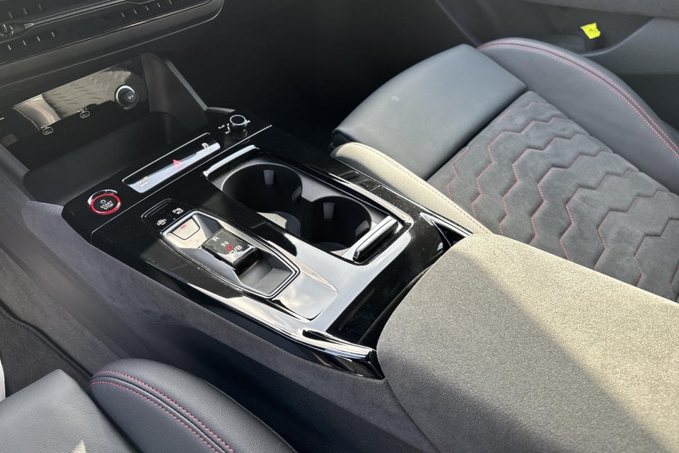 Audi A6 e-tron S-line pro Avant 5d