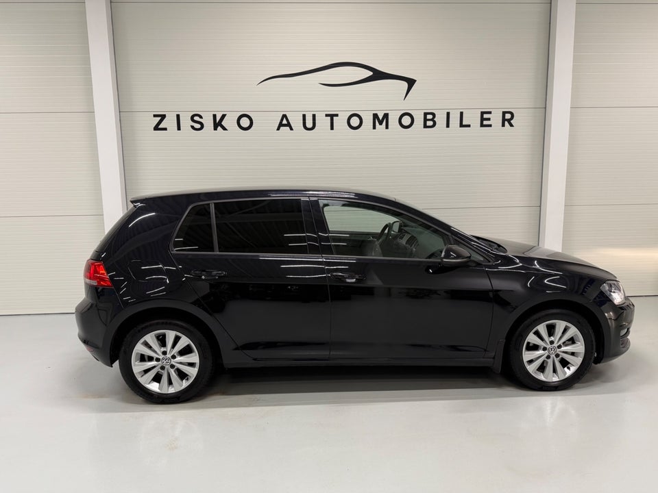 VW Golf VII 1,6 TDi 105 Comfortline BMT 5d