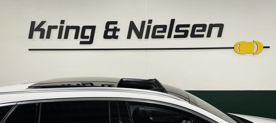 Mercedes C300 e 2,0 AMG Line stc. aut. 5d