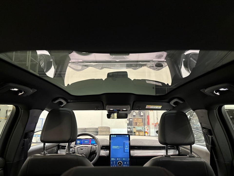 Ford Mustang Mach-E 91 Premium Extended Range AWD 5d