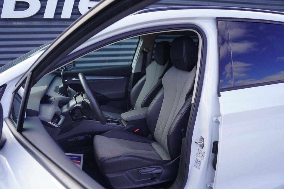 Skoda Enyaq 60 iV Loft 5d