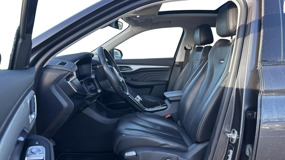 MG Marvel R Performance 5d