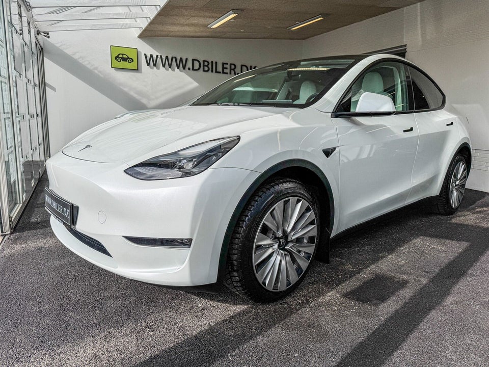 Tesla Model Y Long Range AWD 5d