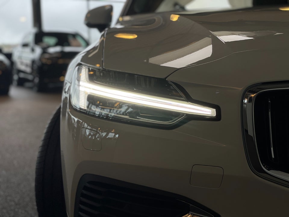 Volvo V60 2,0 T6 ReCharge Inscription aut. AWD 5d