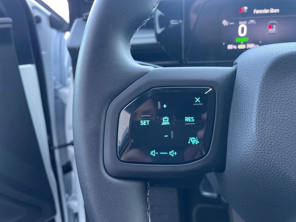 Ford Capri 77 Premium Extended Range 5d