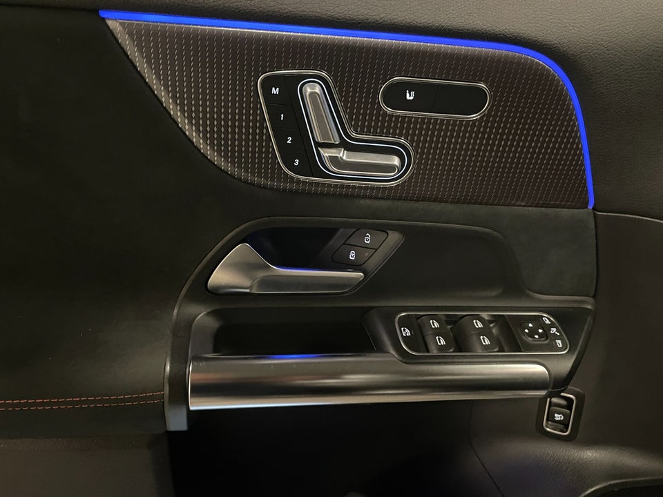 Mercedes EQA350 AMG Line 4Matic 5d