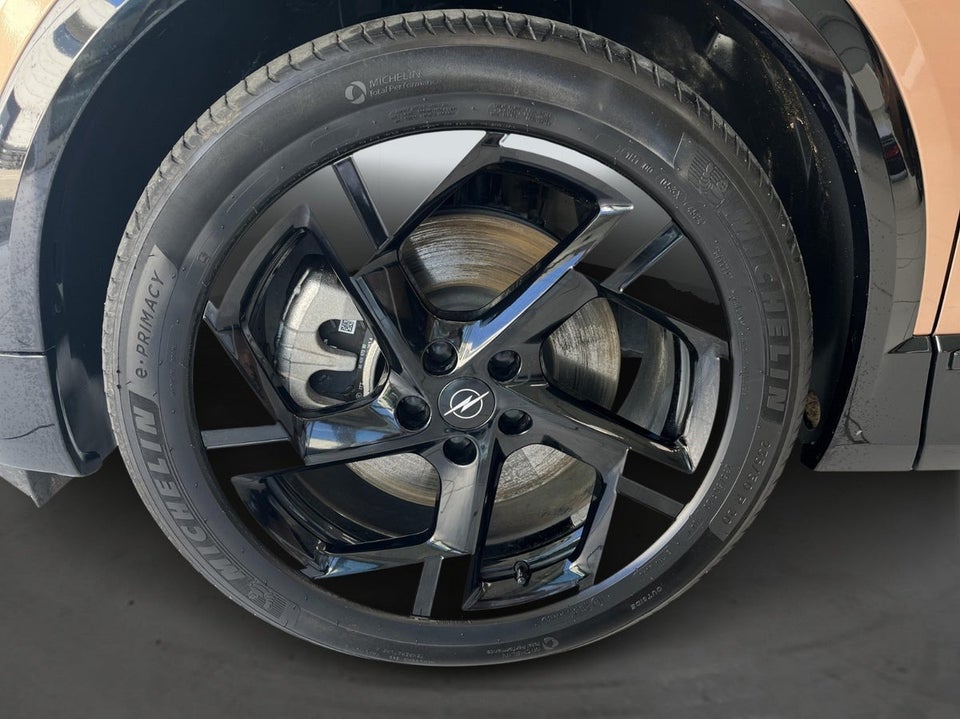 Opel Grandland-e 73 GS Sky 5d
