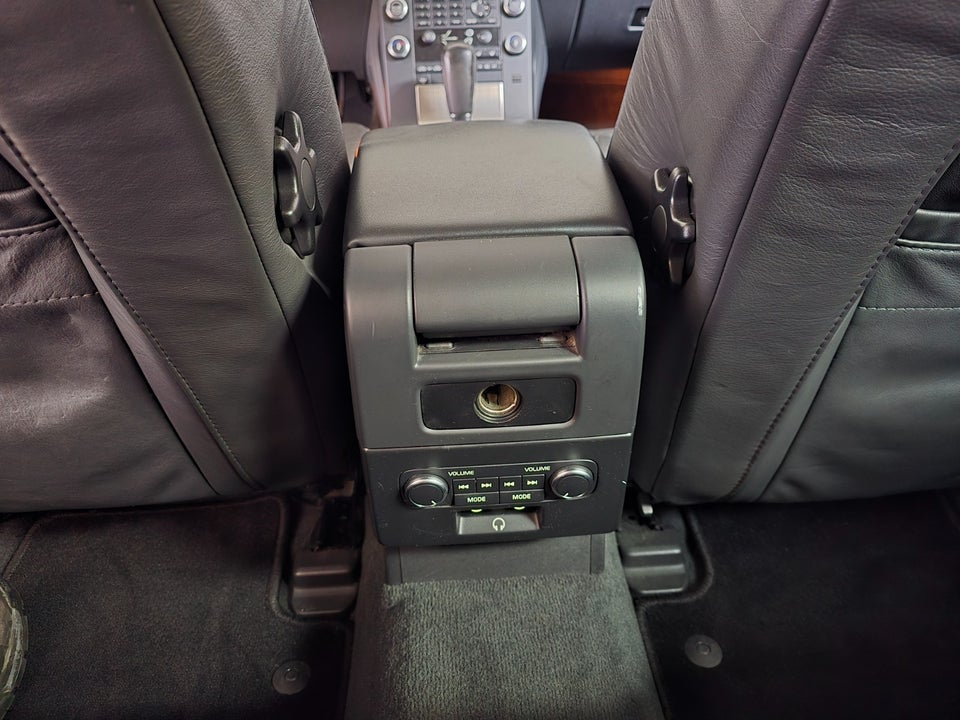 Volvo V70 2,4 D5 205 Summum aut. 5d