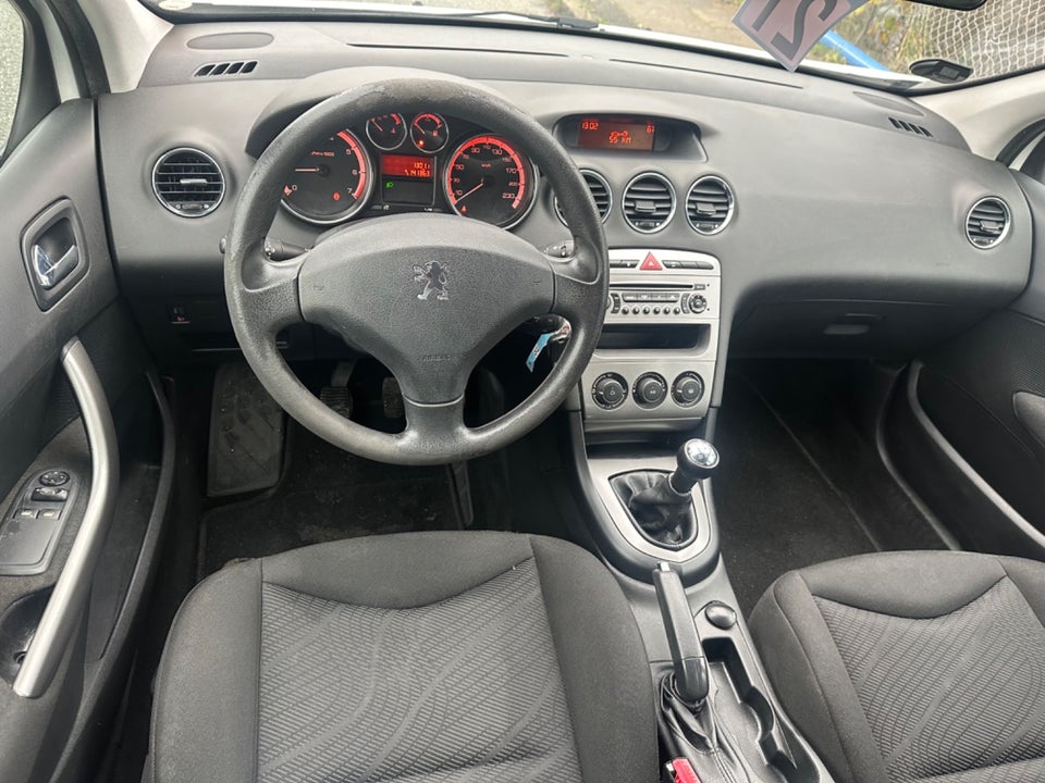 Peugeot 308 1,6 VTi Comfort+ 5d