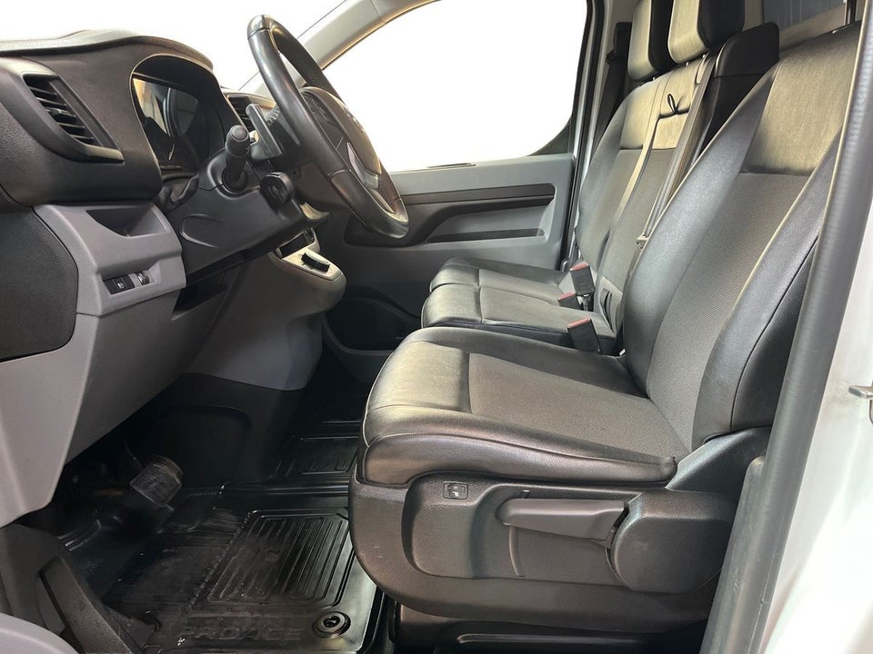 Toyota ProAce 2,0 D 144 Long Comfort Master aut. 4d