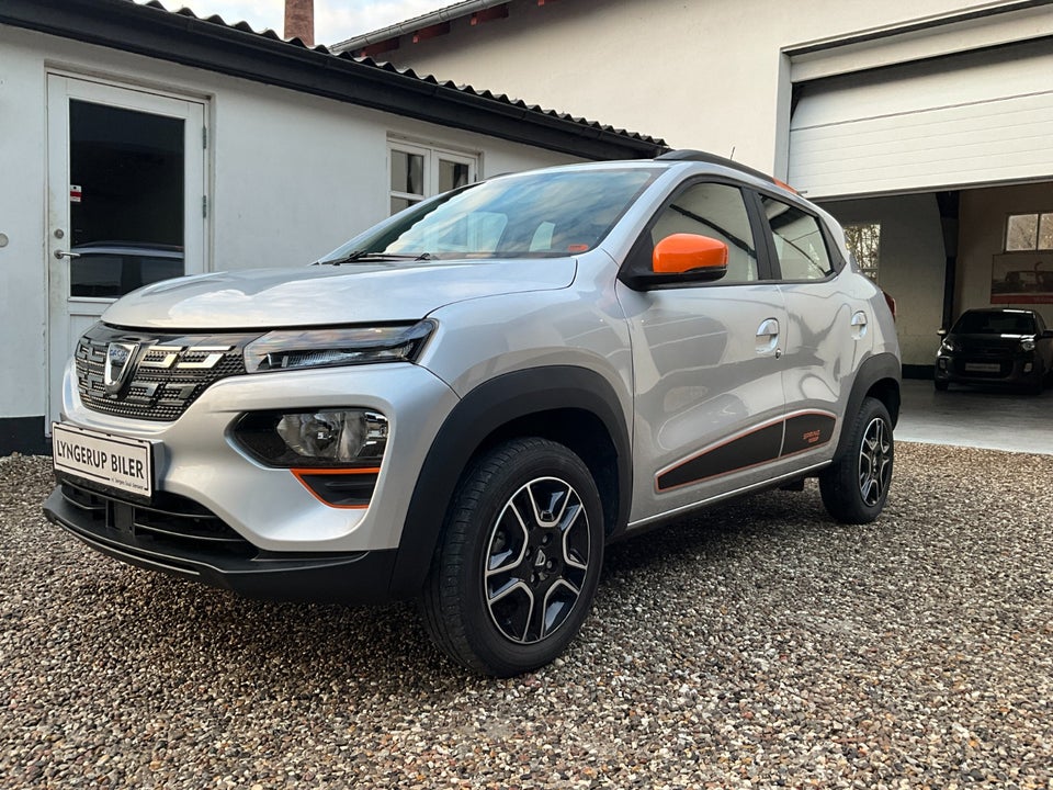 Dacia Spring Comfort+ 5d