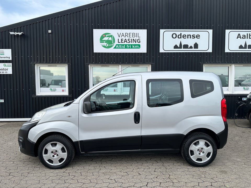 Fiat Fiorino 1,3 MJT 95 Adventure Van 5d