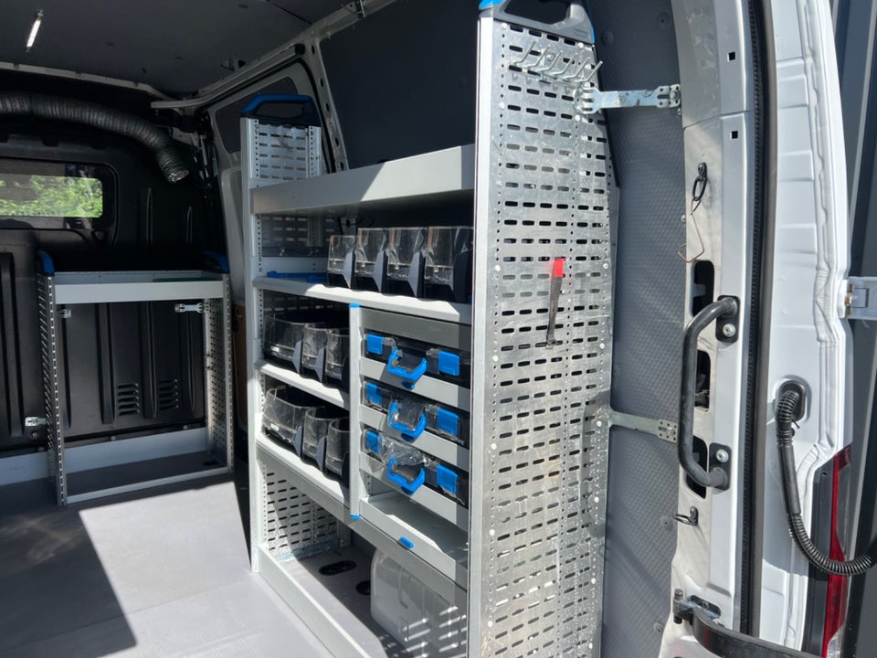 Renault Master IV T33 2,3 dCi 150 L2H2 Kassevogn