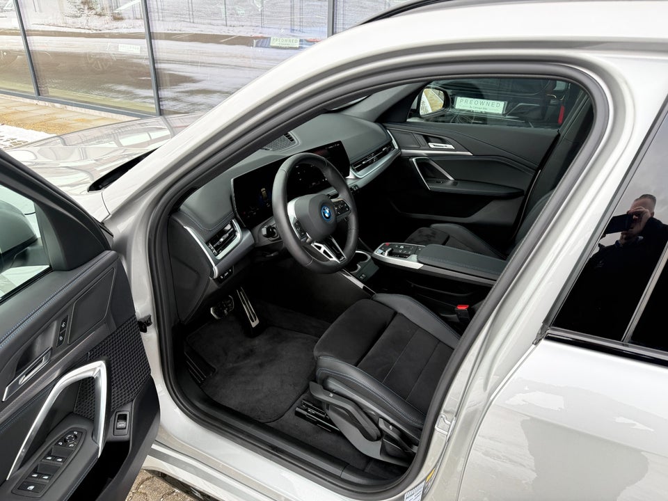 BMW iX1 eDrive20 M-Sport 5d