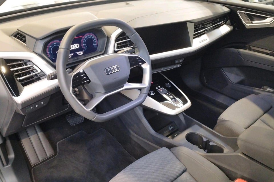 Audi Q4 e-tron 45 S-line Edition 5d