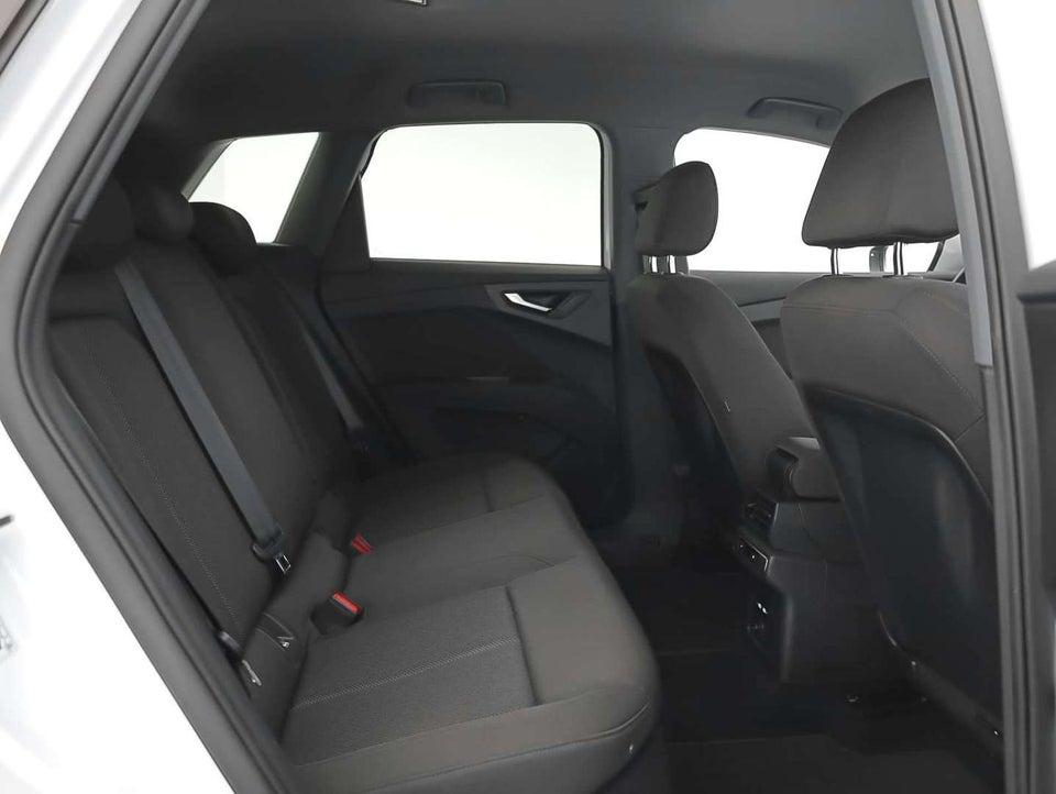 Audi Q4 e-tron 40  5d