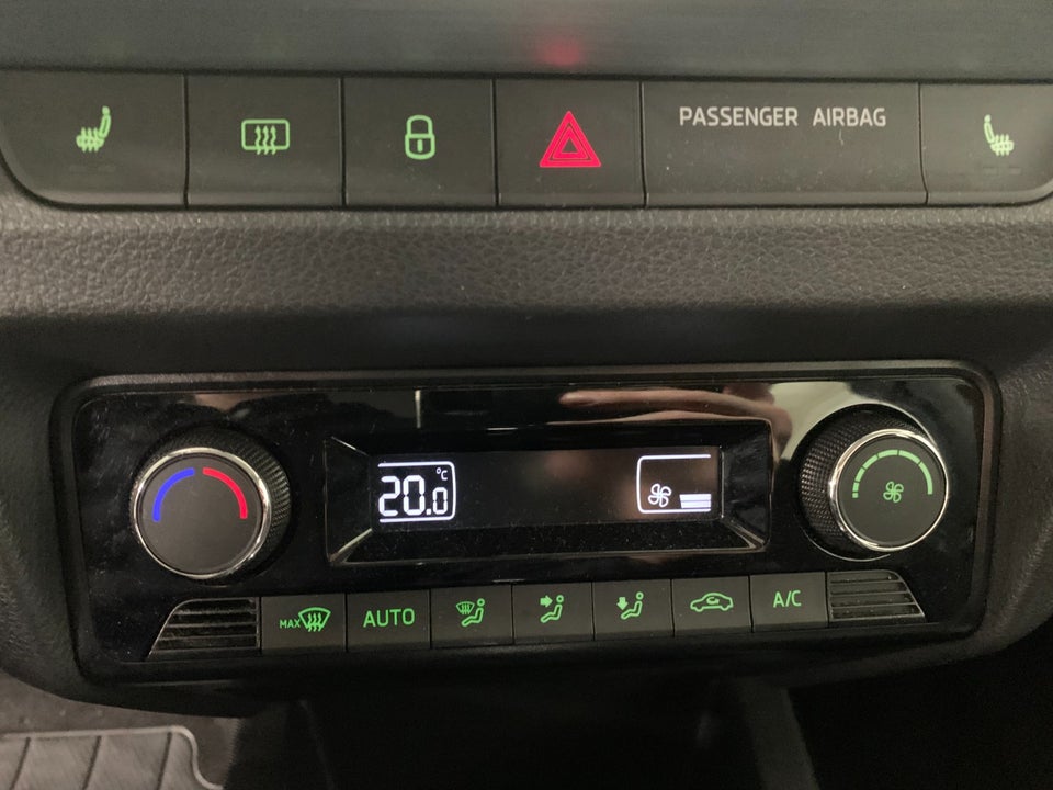 Skoda Fabia 1,0 TSi 110 Ambition Combi DSG 5d