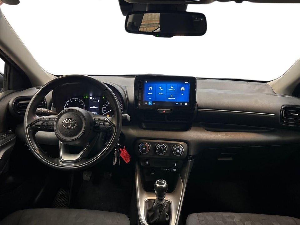 Toyota Yaris 1,5 Active Van 5d