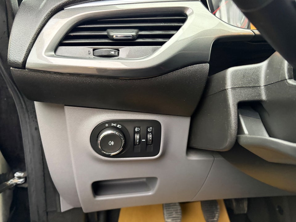 Opel Corsa 1,0 T 90 Cosmo 5d