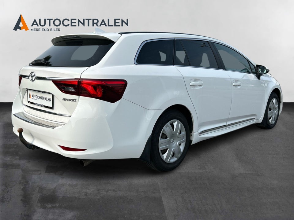 Toyota Avensis 1,8 VVT-i T2 Premium Touring Sports 5d